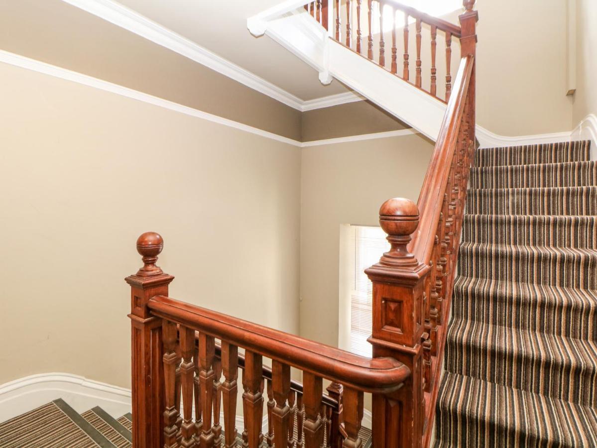 Sunshine Apartment Belper Buitenkant foto